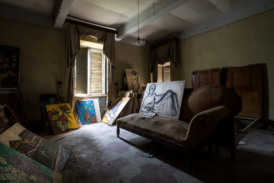 I Took Magnificent Photos Of Abandoned Sites Throughout Italy To Evoke Feelings Of The Past