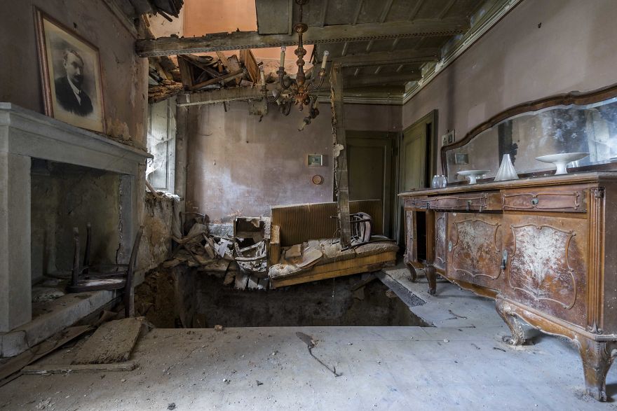 I Took Magnificent Photos Of Abandoned Sites Throughout Italy To Evoke Feelings Of The Past