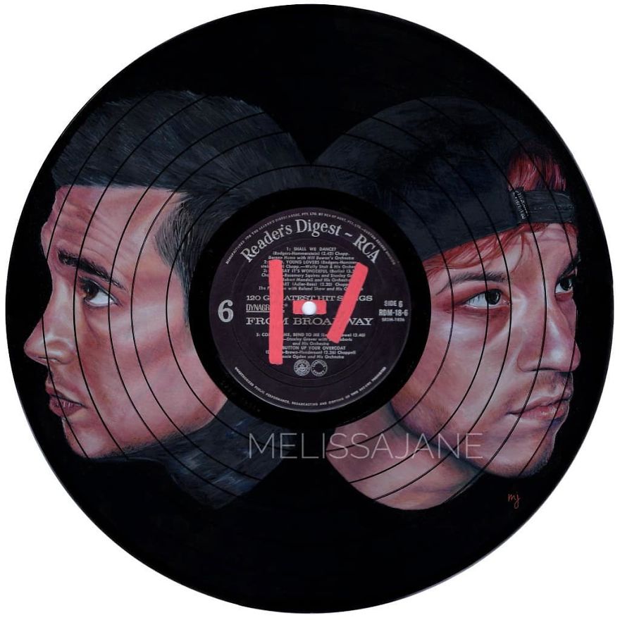 I Create Celebrity Portraits On Used Vinyl Records With Colored Pencils