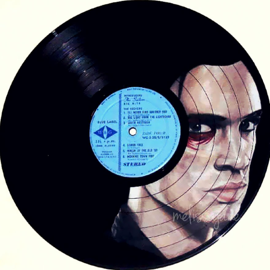 I Create Celebrity Portraits On Used Vinyl Records With Colored Pencils