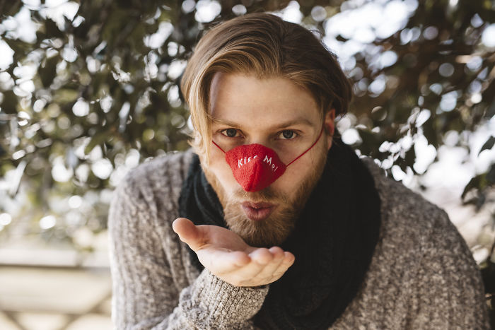 This Company Is Selling Nose Warmers For People Who Are Always Cold (14 Pics) This Company Is Selling Nose Warmers For People Who Are Always Cold (14 Pics)