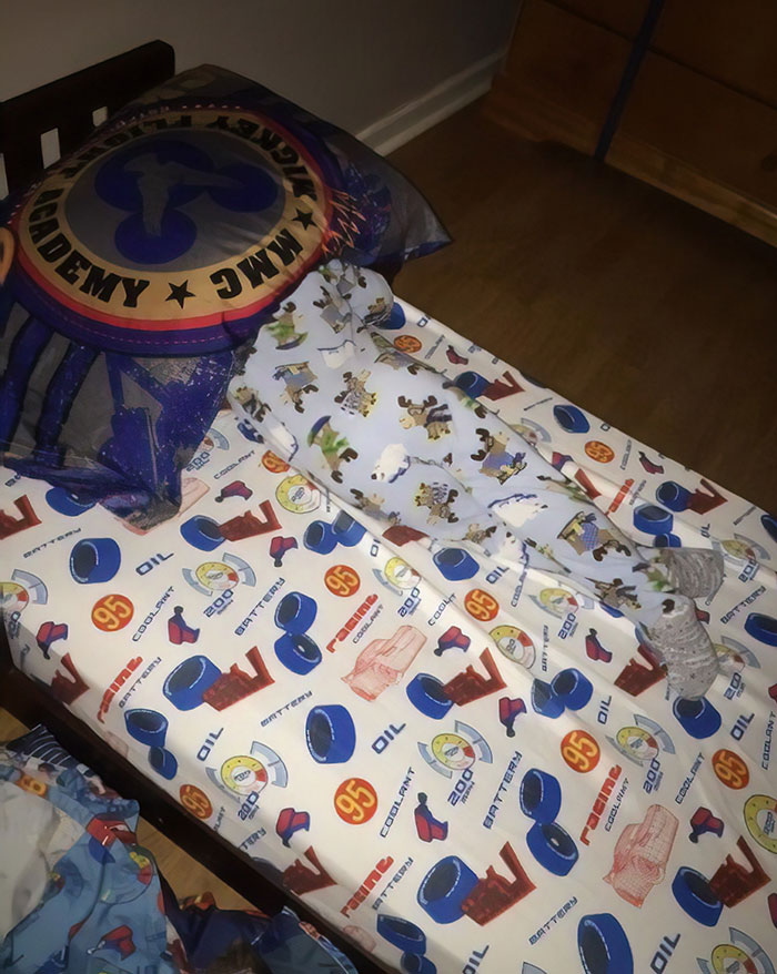 71 Times Things Matched Their Surroundings Too Well 71 Times Things Matched Their Surroundings Too Well