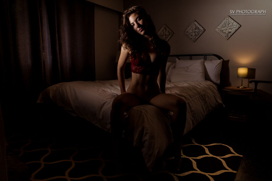 We Photograph Women At Their Own Homes We Photograph Women At Their Own Homes