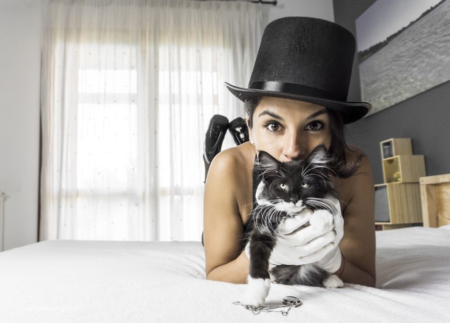 I Capture The Magical Post-Wedding Moments Of Newly-Weds And Their Cats (Part 2) I Capture The Magical Post-Wedding Moments Of Newly-Weds And Their Cats (Part 2)