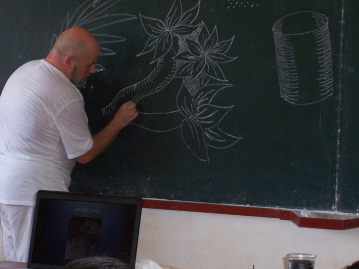 Professor Sick Of Textbook Publishers Charging Students Hundreds Of Dollars, Finds A Genius Loophole Professor Sick Of Textbook Publishers Charging Students Hundreds Of Dollars, Finds A Genius Loophole