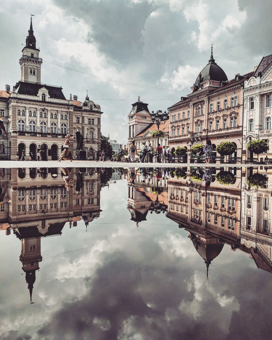 I Travel To Parallel Worlds Of Puddles With My Smartphone