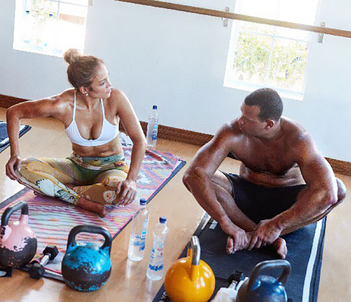 People Find It Hard To Believe Jennifer Lopez Is 49 After Looking At Her Latest Instagram Photos People Find It Hard To Believe Jennifer Lopez Is 49 After Looking At Her Latest Instagram Photos