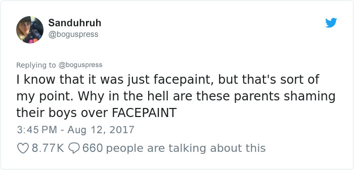 Clown Shames A Mother Who Wouldn’t Let Her Son Get A Butterfly Painted On His Face But Instead Asked For Skull And Crossbones