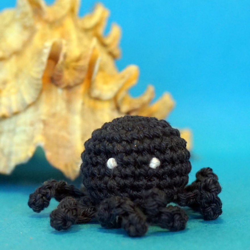 I Handmade 30 Little Animal Plushies For Orphans In Africa