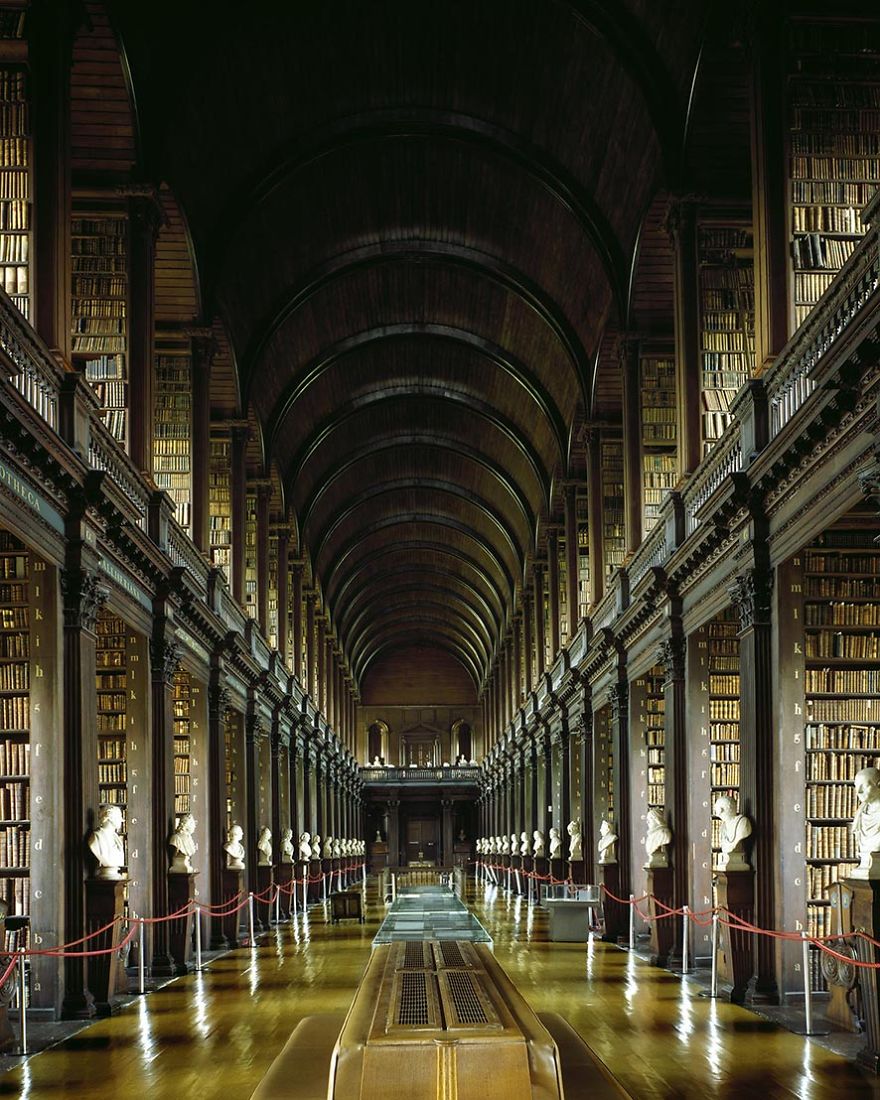 Photographer Goes Around The World In Search Of The Most Beautiful Libraries, And Here Is What He Found Photographer Goes Around The World In Search Of The Most Beautiful Libraries, And Here Is What He Found