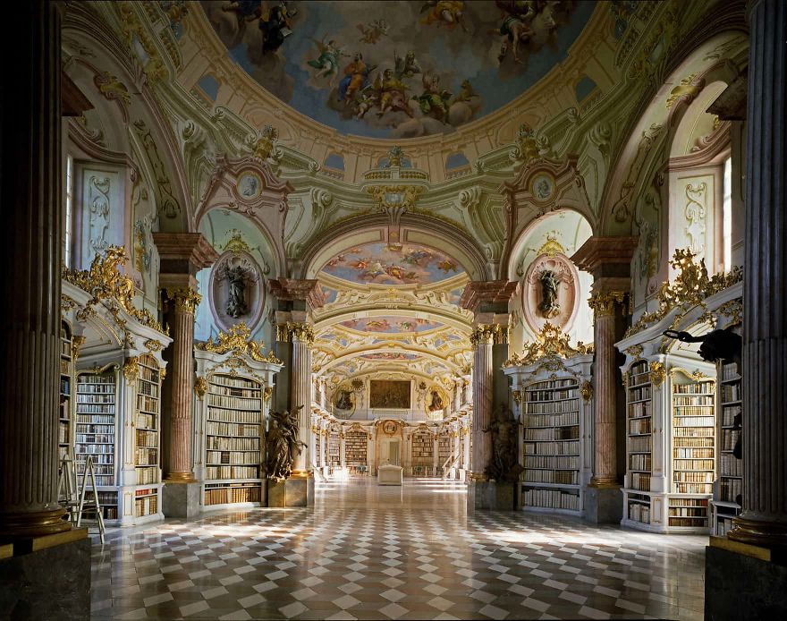 Photographer Goes Around The World In Search Of The Most Beautiful Libraries, And Here Is What He Found Photographer Goes Around The World In Search Of The Most Beautiful Libraries, And Here Is What He Found