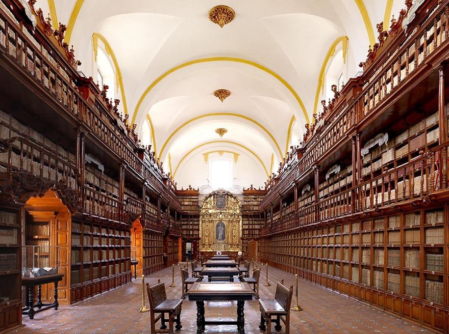 Photographer Goes Around The World In Search Of The Most Beautiful Libraries, And Here Is What He Found Photographer Goes Around The World In Search Of The Most Beautiful Libraries, And Here Is What He Found