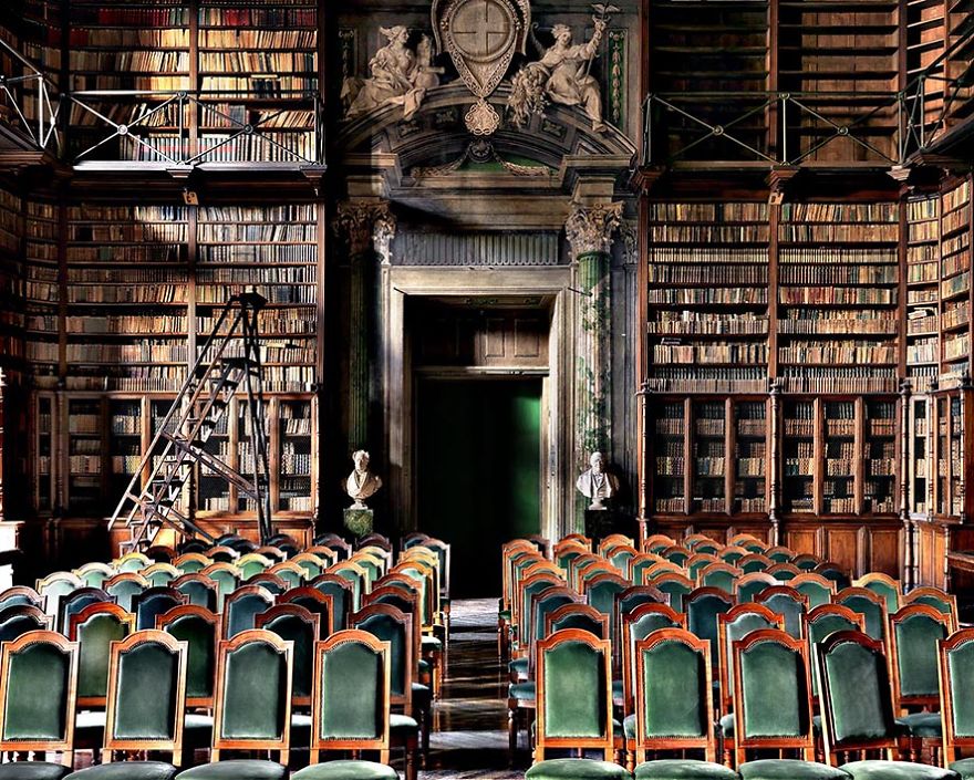 Photographer Goes Around The World In Search Of The Most Beautiful Libraries, And Here Is What He Found Photographer Goes Around The World In Search Of The Most Beautiful Libraries, And Here Is What He Found