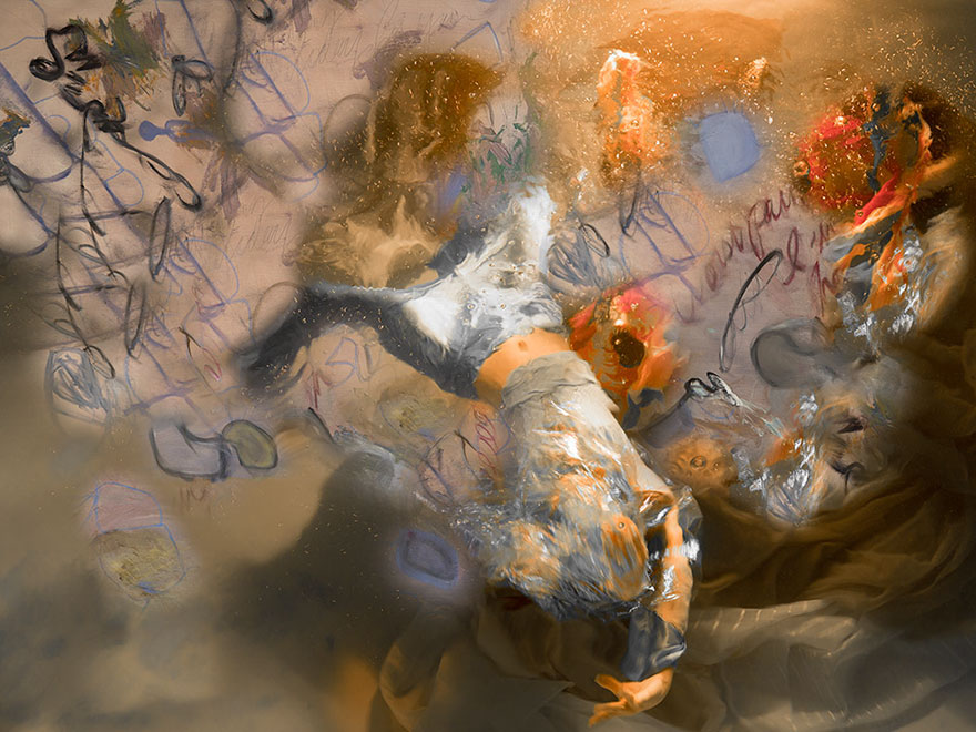 42 Breathtaking Underwater Photos That Look More Dramatic Than Baroque Paintings 42 Breathtaking Underwater Photos That Look More Dramatic Than Baroque Paintings