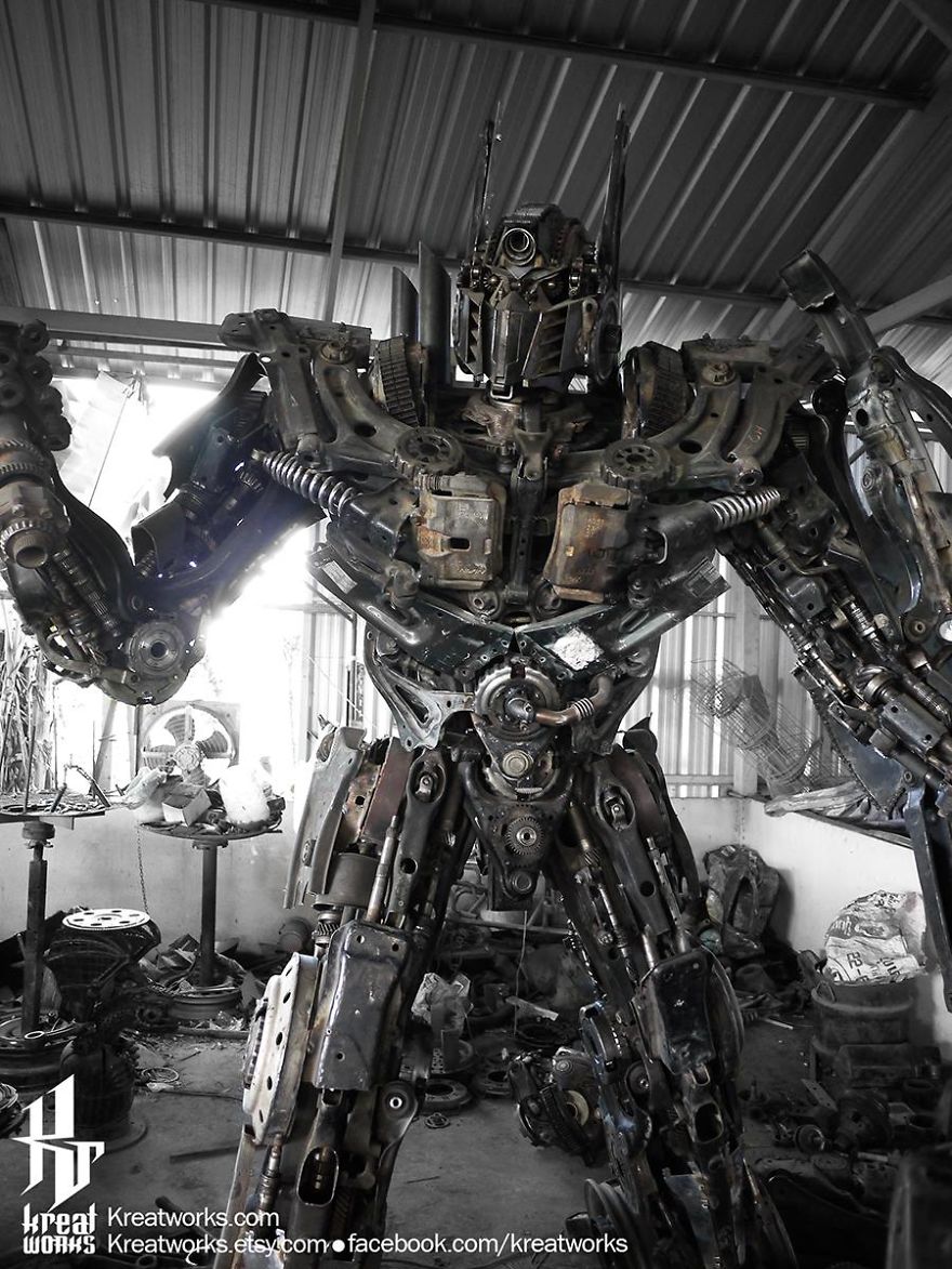 Artists Upcycle Metal Scrap Into Sculptures Of Famous Movie Characters