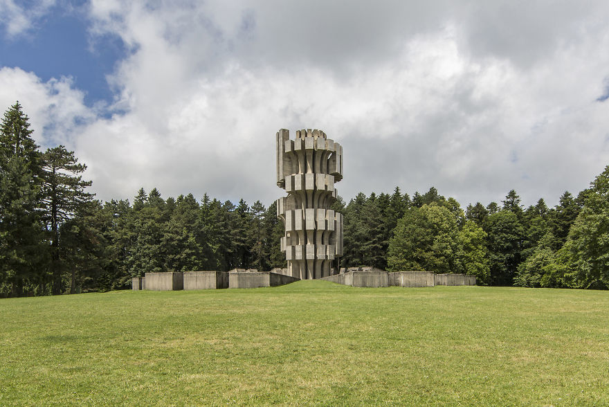 I Traveled 10000km Through The Balkans Looking For Futuristic Communist Monuments I Traveled 10000km Through The Balkans Looking For Futuristic Communist Monuments