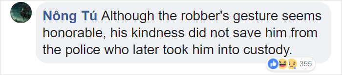 Robber Robs Woman At ATM, But After Seeing Her Bank Balance, Returns All The Money With A Huge Smile Robber Robs Woman At ATM, But After Seeing Her Bank Balance, Returns All The Money With A Huge Smile