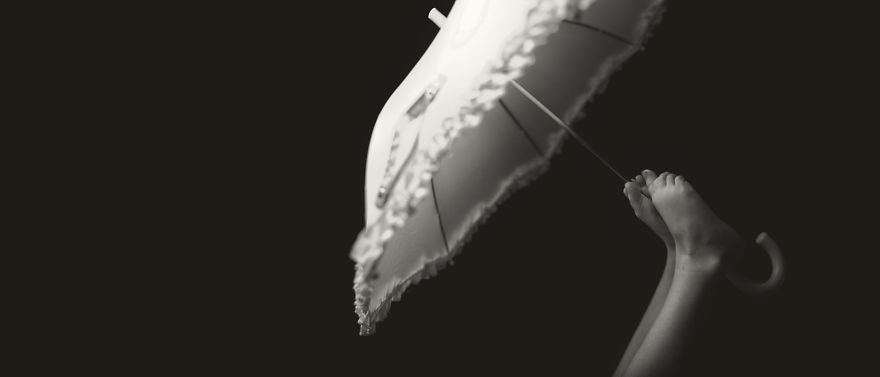 “Raised In America”: My Photography Project That Depicts The Complex Childhood Of Modern Kids (15 Pics)