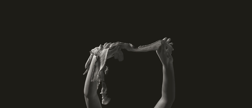 “Raised In America”: My Photography Project That Depicts The Complex Childhood Of Modern Kids (15 Pics)