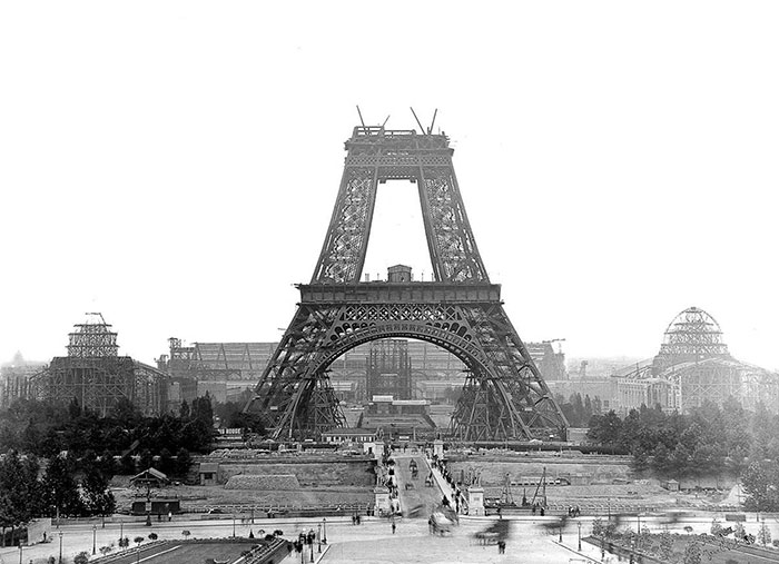 Here&#8217;s How 20 World Famous Buildings And Statues Looked During Their Construction