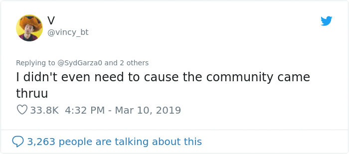 Son Shares Photo Of His Dad, Sad That No One Is Coming To His New Donut Shop, It Goes Viral And People Flood The Shop Son Shares Photo Of His Dad, Sad That No One Is Coming To His New Donut Shop, It Goes Viral And People Flood The Shop