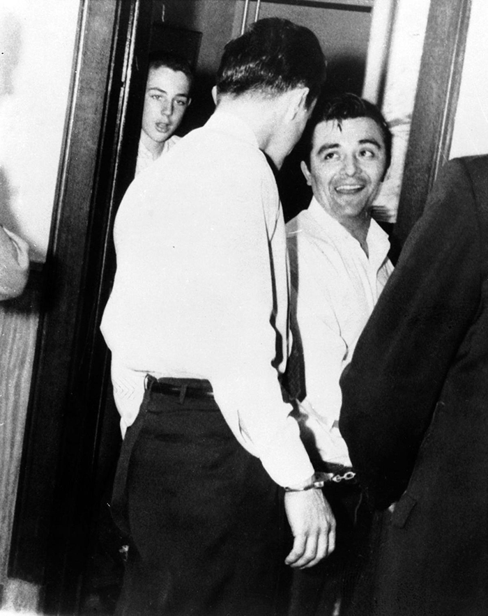 30 Photos That Look Ordinary Until You Know The Backstory 30 Photos That Look Ordinary Until You Know The Backstory