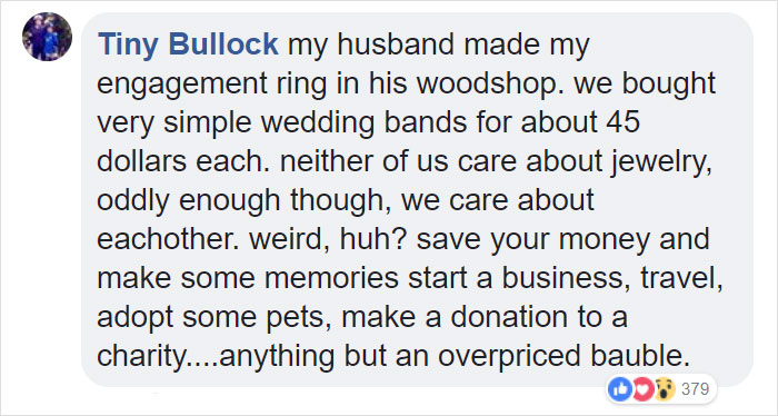 Jewelry Store Employee Shames Man For Buying A ‘Pathetic’ $130 Engagement Ring, He Gets Defended By His Fiancée Jewelry Store Employee Shames Man For Buying A ‘Pathetic’ $130 Engagement Ring, He Gets Defended By His Fiancée