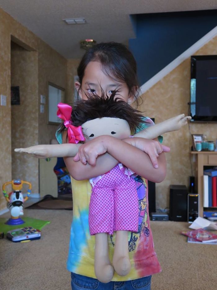 This Woman Brings Smiles To Children’s Faces By Making Custom Dolls That Match The Disabilities Of Their Owners This Woman Brings Smiles To Children’s Faces By Making Custom Dolls That Match The Disabilities Of Their Owners