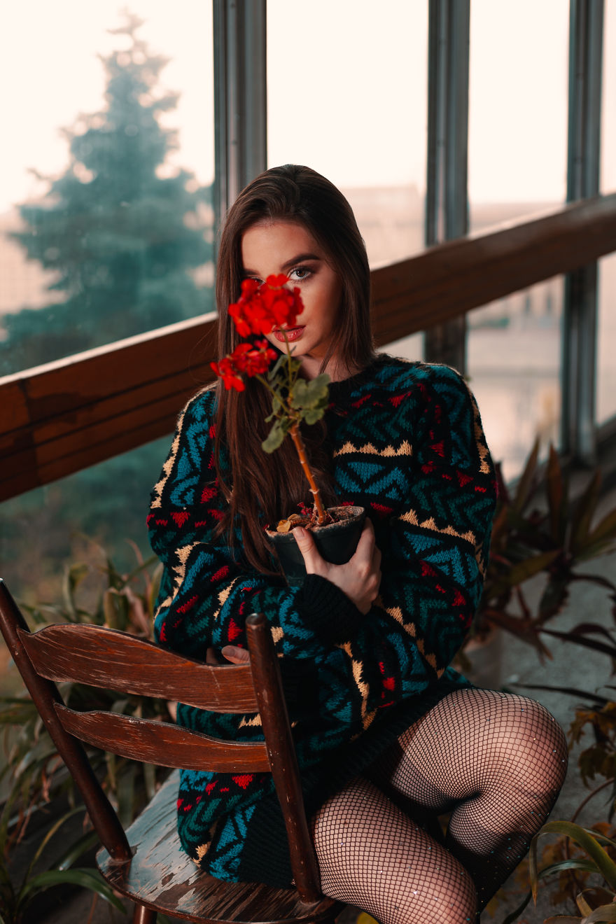 Photo Session In An Empty Auditorium Of The Uwr’s Chemistry Dept Photo Session In An Empty Auditorium Of The Uwr’s Chemistry Dept