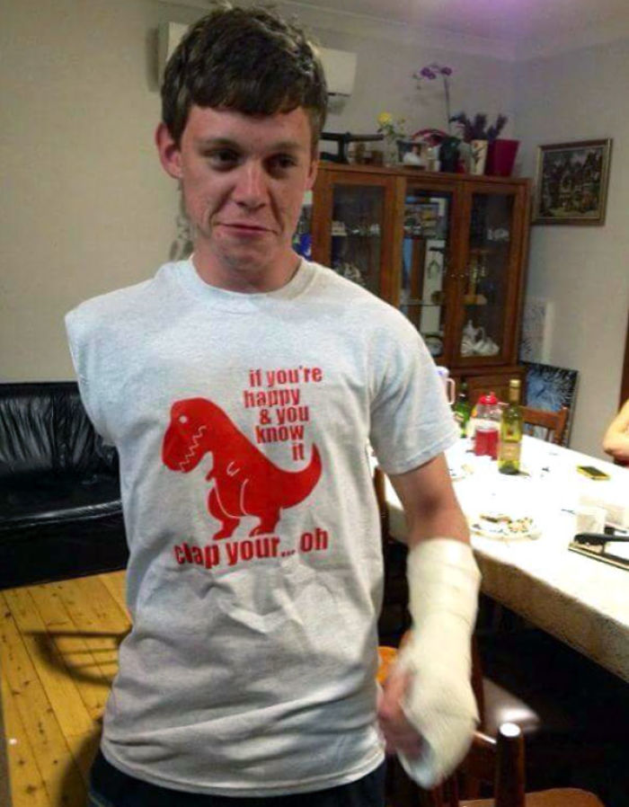 Funny And Creative Design Ideas For Everybody Who’s Obsessed With T-Shirts Funny And Creative Design Ideas For Everybody Who’s Obsessed With T-Shirts