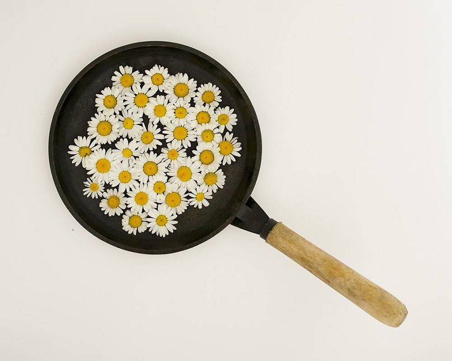 Russian Artist Transforms Everyday Objects Into “Something Else” Russian Artist Transforms Everyday Objects Into “Something Else”