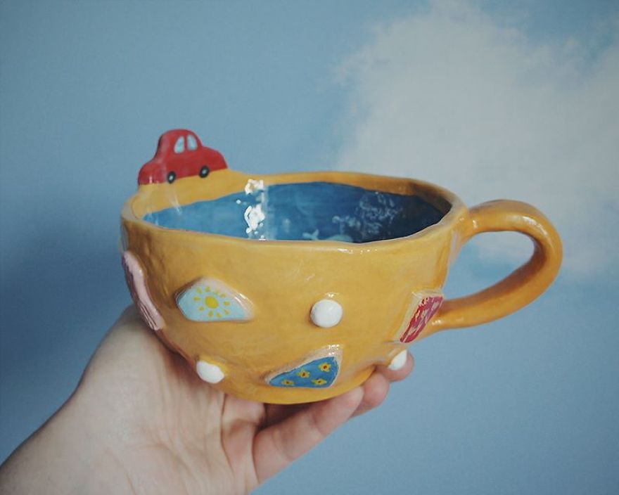 Russian Artist Transforms Everyday Objects Into “Something Else” Russian Artist Transforms Everyday Objects Into “Something Else”