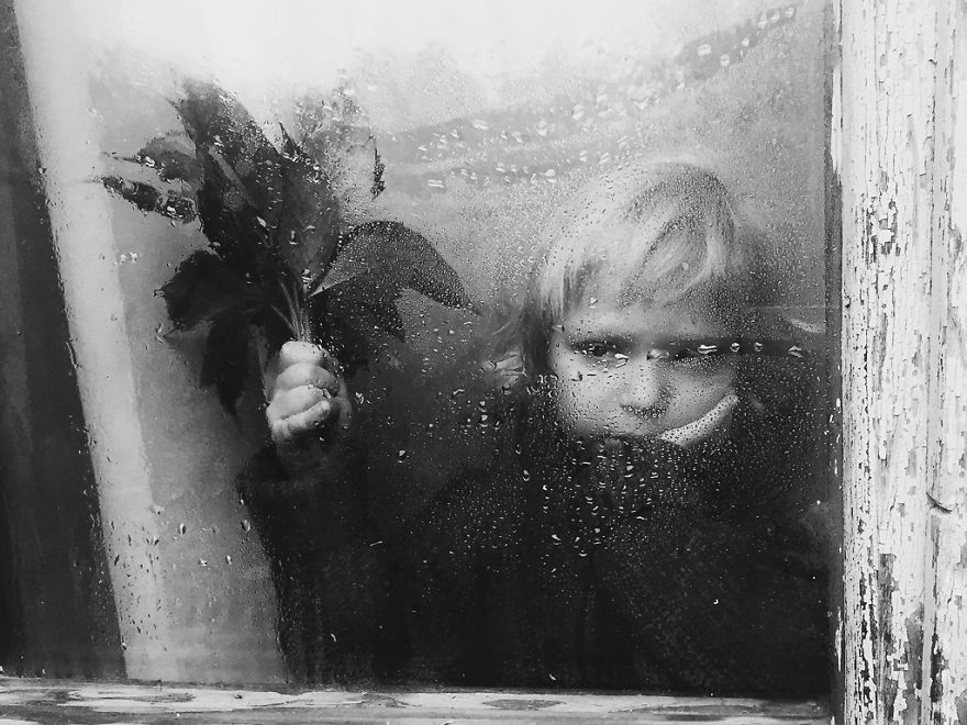 12 Of The Best Photos From The Second Half Of The B&#038;W Child Photography Contest 2018