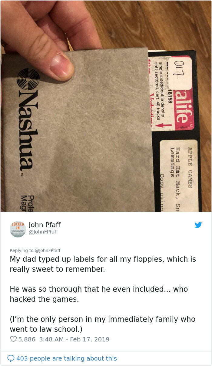 Man Finds A Computer That He Used 35 Years Ago, And It Sill Has A Game He Saved Man Finds A Computer That He Used 35 Years Ago, And It Sill Has A Game He Saved