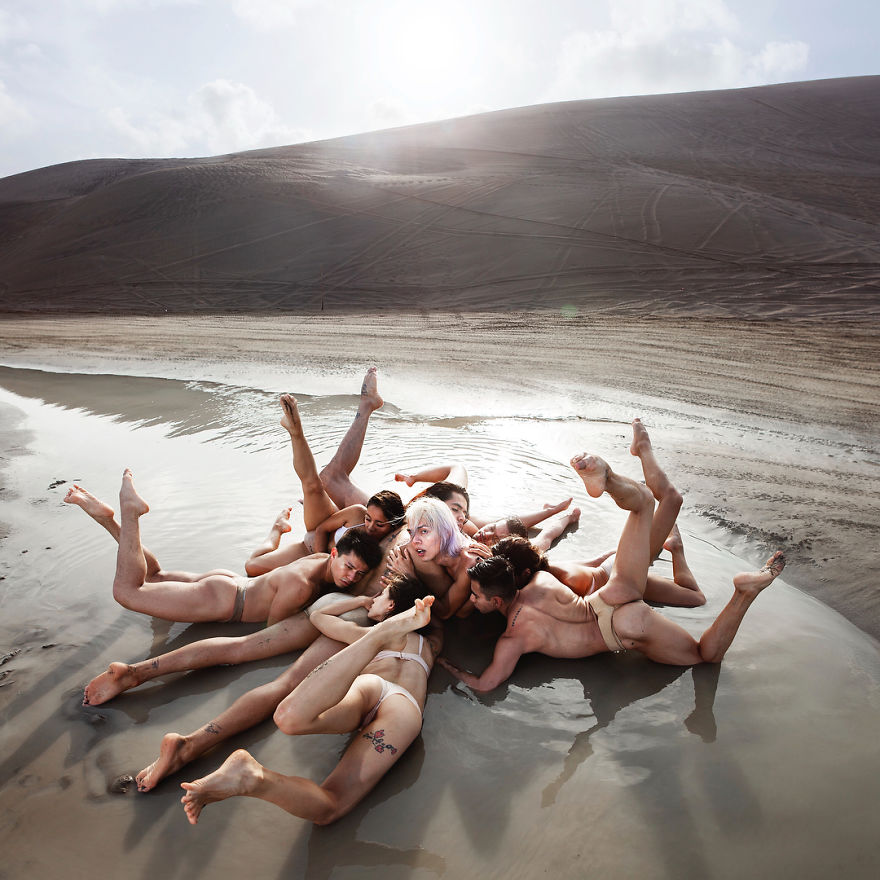 I Show The Perfect Balance Between The Bodies Of Dancers Through My Surreal Photography I Show The Perfect Balance Between The Bodies Of Dancers Through My Surreal Photography