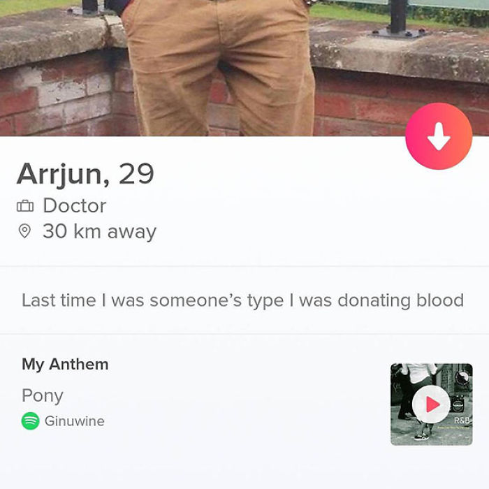 30 Of The Funniest Tinder Profiles (Yes, They’re Real)