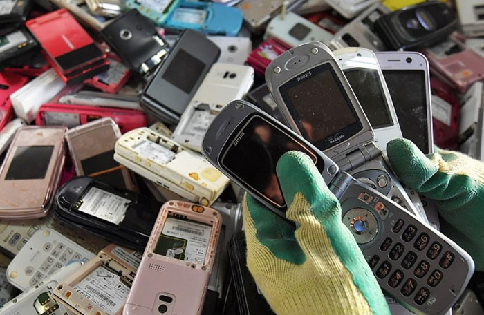 Japan Calls On Its Citizens To Help Collect Old Electronics To Create 100% Recycled Tokyo 2020 Medals Japan Calls On Its Citizens To Help Collect Old Electronics To Create 100% Recycled Tokyo 2020 Medals