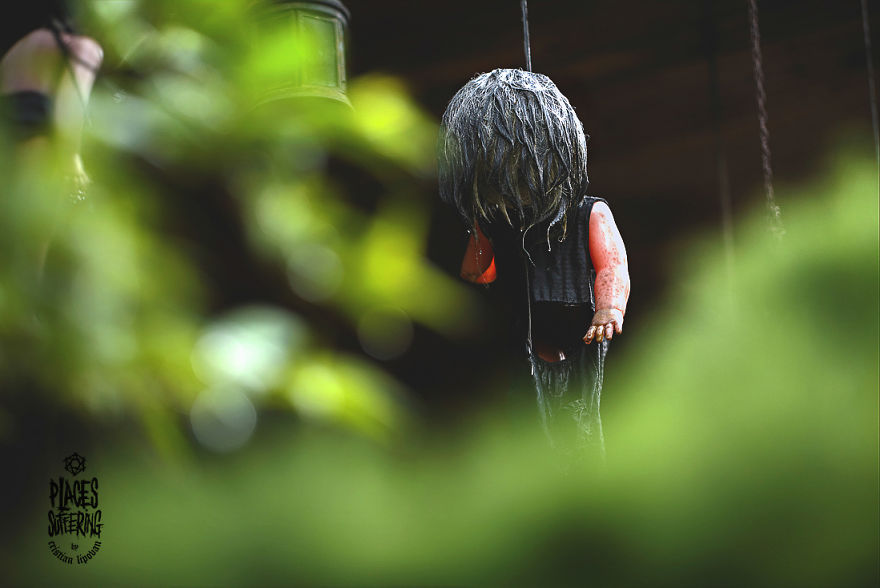 The House With Creepy Dolls The House With Creepy Dolls