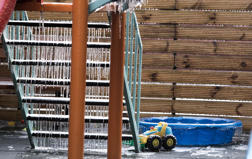 I Photographed Freezing Rain, Alternately Beautiful And Scary I Photographed Freezing Rain, Alternately Beautiful And Scary