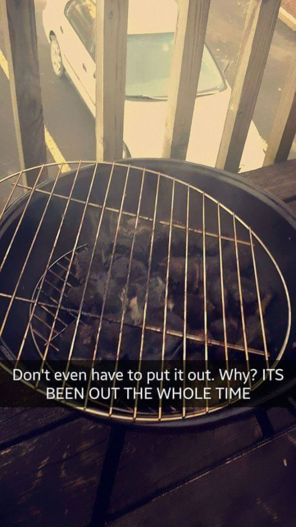 Woman Sets Out To Grill Some Tasty Burgers On Charcoal, Fails Hilariously Woman Sets Out To Grill Some Tasty Burgers On Charcoal, Fails Hilariously