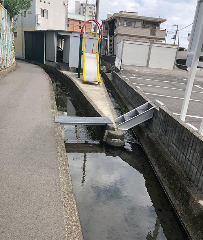 30 Hilariously Inappropriate Playground Design Fails That Are Hard To Believe Were Approved 30 Hilariously Inappropriate Playground Design Fails That Are Hard To Believe Were Approved