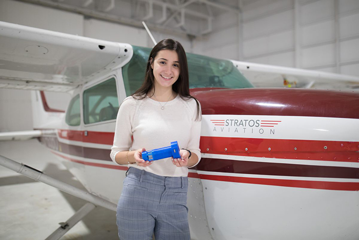 This Syrian Refugee Fled War-Torn Country In 2016 And Now Created A Charger That Uses A Plane&#8217;s Air Vents To Power Devices