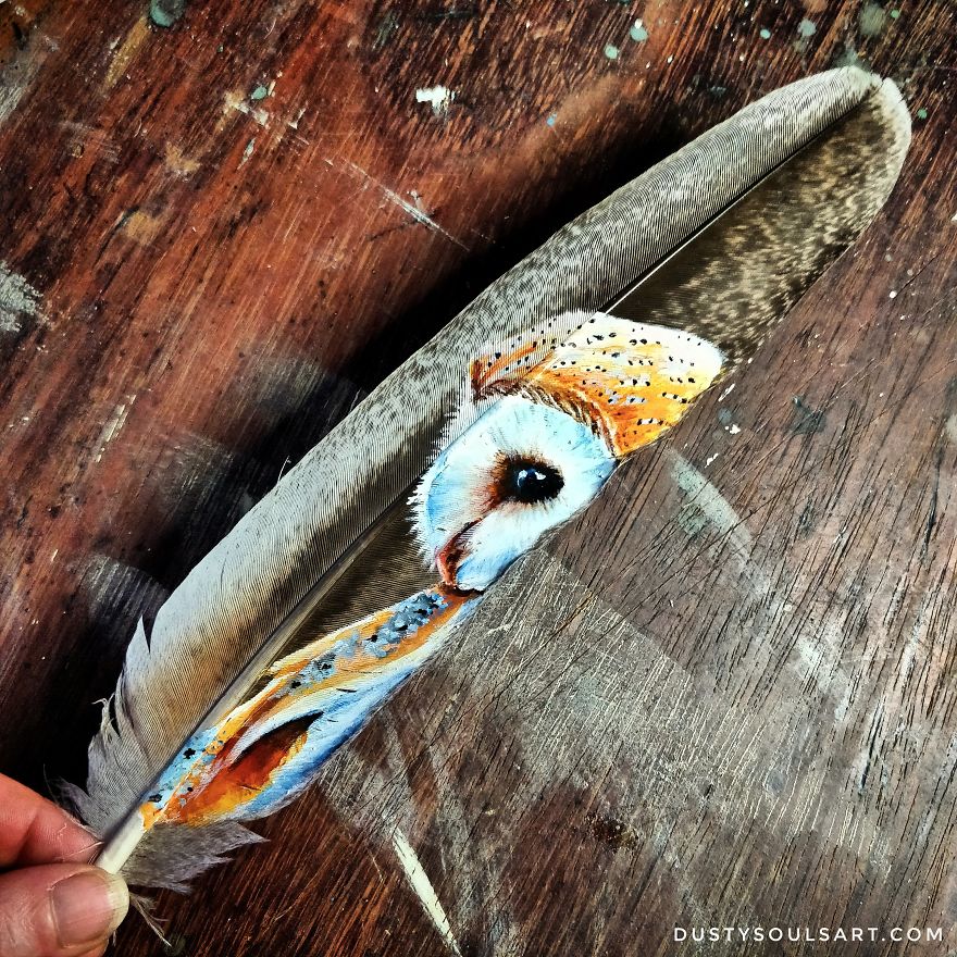 I Started Painting On Feathers In 2013, Here Is A Selection Of My Favorite Feather Paintings From Last Year (24 Pics) I Started Painting On Feathers In 2013, Here Is A Selection Of My Favorite Feather Paintings From Last Year (24 Pics)