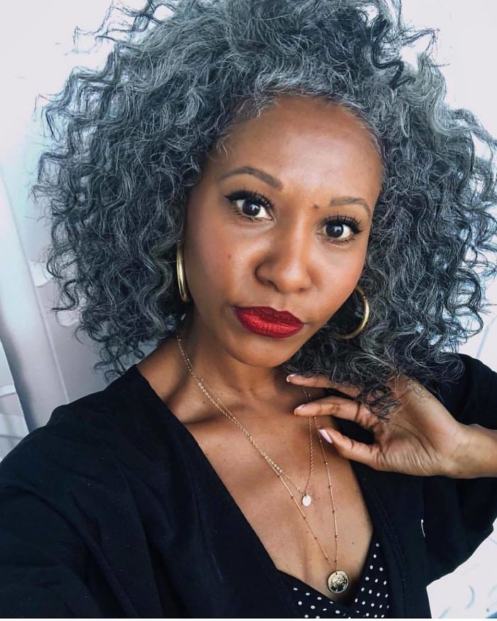 These 50 Women Who Ditched Dyeing Their Hair Look So Good It May Convince You To Do The Same These 50 Women Who Ditched Dyeing Their Hair Look So Good It May Convince You To Do The Same