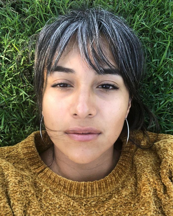 These 50 Women Who Ditched Dyeing Their Hair Look So Good It May Convince You To Do The Same These 50 Women Who Ditched Dyeing Their Hair Look So Good It May Convince You To Do The Same