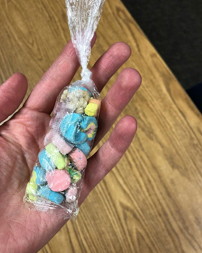 This Teacher Shared A Heartbreaking Story About A Child Who Collected Marshmallows From Cereal To Give Her As A Gift