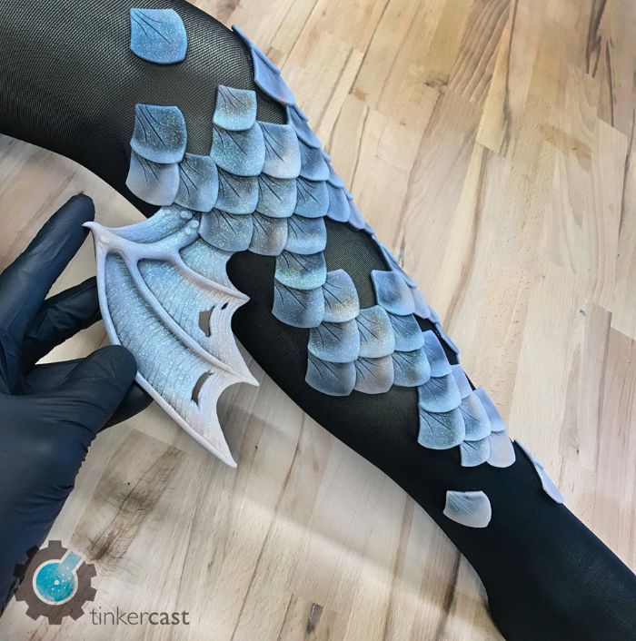 Seller Puts Up Tentacle Leggings On His ETSY, And They Sell Out Like Water In A Desert Seller Puts Up Tentacle Leggings On His ETSY, And They Sell Out Like Water In A Desert