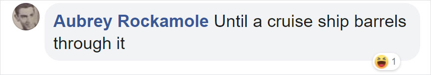 Giant Hands Reaching For Each Other Becomes The Newest Monumental Sculpture In Venice