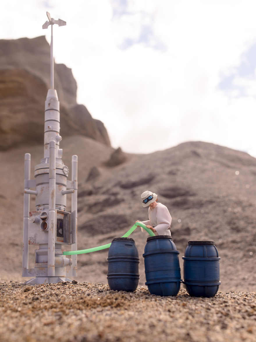 I Make Star Wars Toys Come To Life In Photos