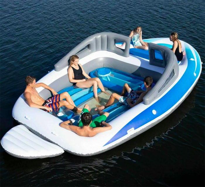 Amazon’s Life-Size Inflatable Speedboat Will Make You Feel Like A Millionaire Amazon’s Life-Size Inflatable Speedboat Will Make You Feel Like A Millionaire